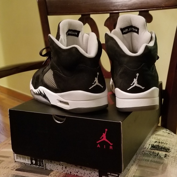 SOLD.....Jordan oreo 5 - Picture 2 of 8